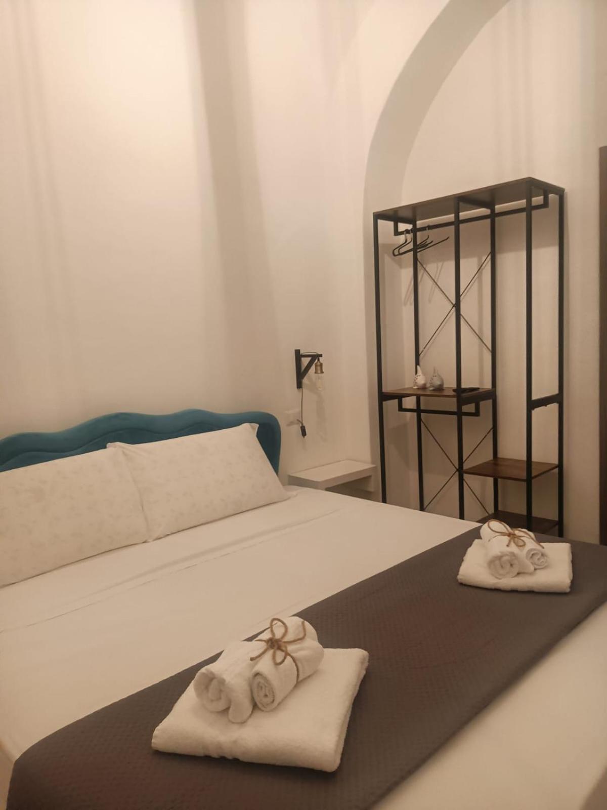 B&B Al Corso 萨莱诺 外观 照片